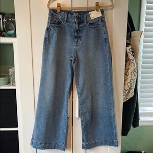 a.n.a Light Blue High-Rise Cropped Wide Leg Jeans